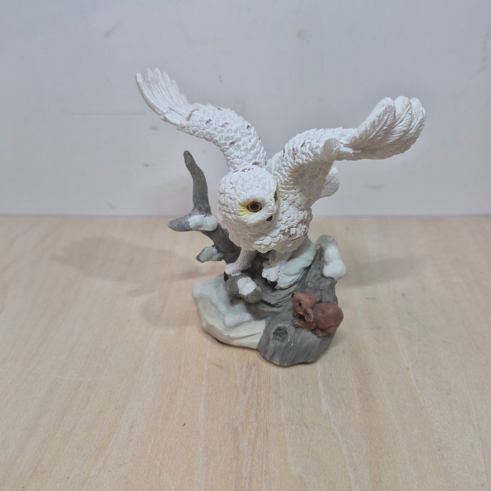 Snowy Owl Figurine with Mouse White Bird on Branch Nature Statue 4.5 Inch‎